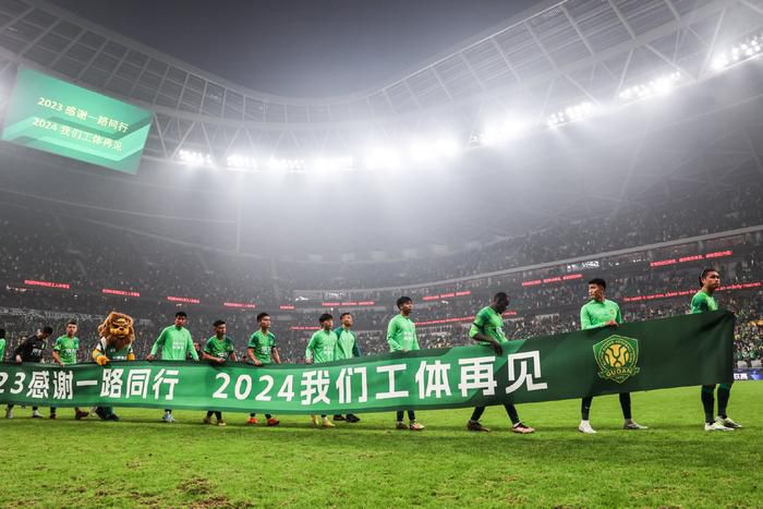 前英格兰国门保罗-罗宾逊接受了媒体的采访，被问及查洛巴是否会加盟热刺，罗宾逊发表了他的观点。